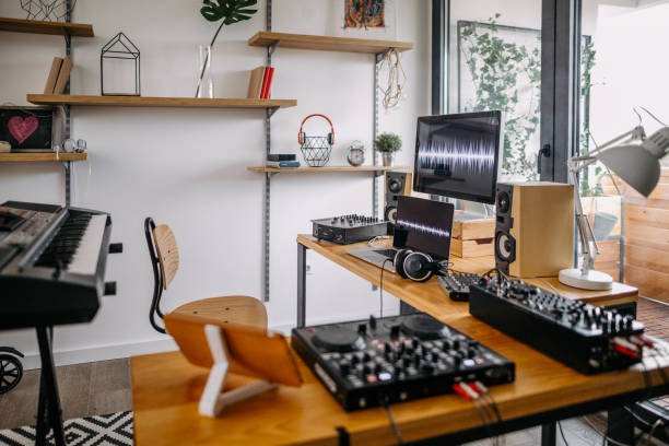 How the Consumer Audio Equipment Market Is Redefining Entertainment